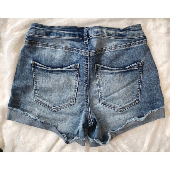 Refuge Distressed Cuffed Denim Jean Shorts Women's Size 0 Perfect for Summer - Picture 2 of 6